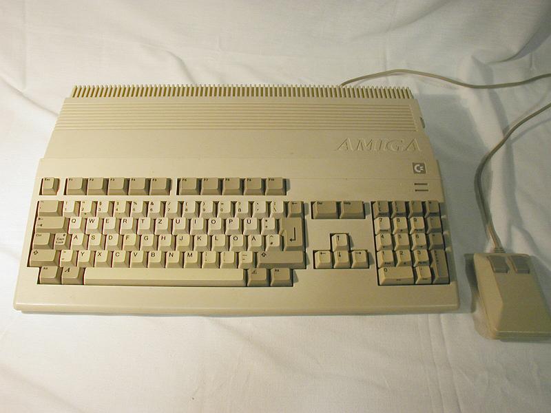 Amiga 500 (1).jpg